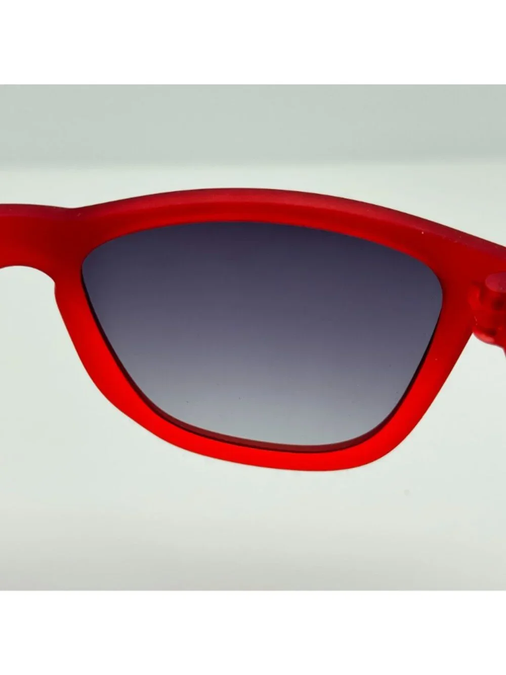 Goodr Sunglasses American Red Cross Just My Type W/ Bag D